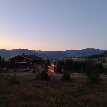 Domek alpejski Ceitrei - Mountain View Giumalau Cozanesti